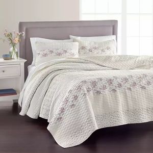 Bundle~ Martha Stewart Shabby Chic Quilt with Shams NEW 3pc Set